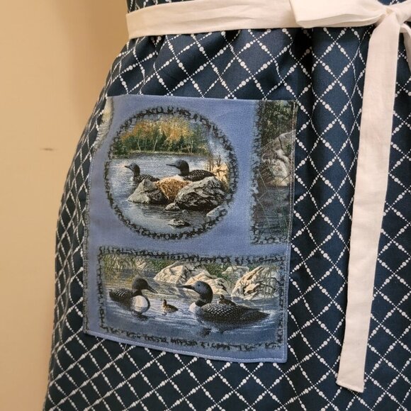 NWT Handmade Reversible Apron - blue and white lattice and ducks One Size - OOAK - Picture 4 of 4
